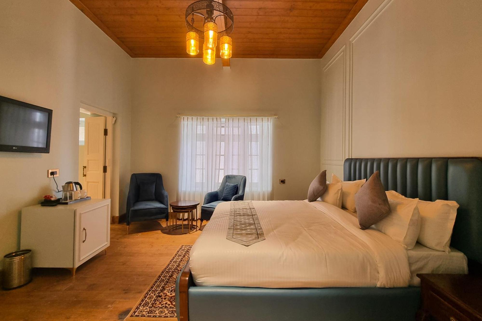 Hotel Crags ダルハウジ エクステリア 写真