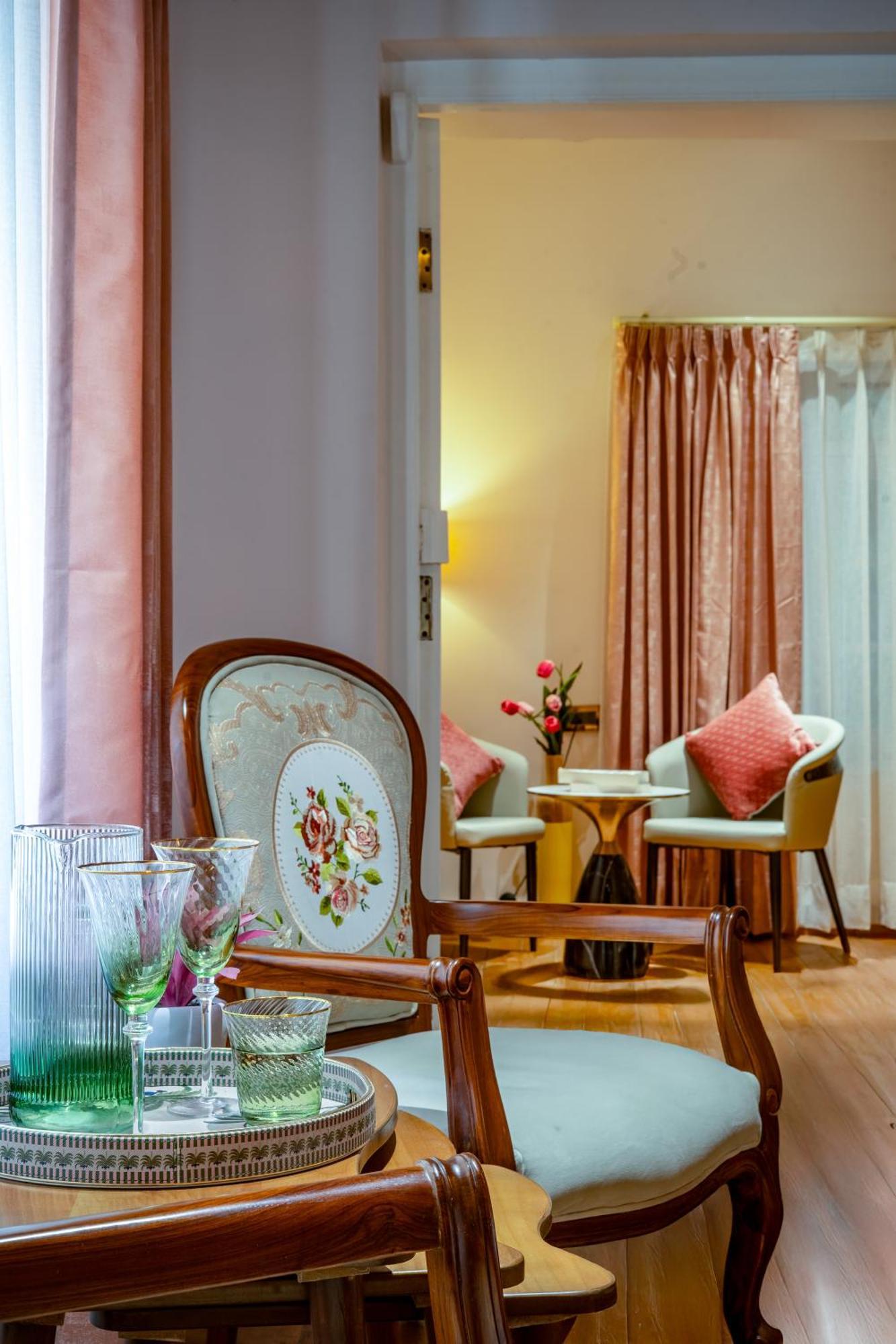 Hotel Crags ダルハウジ エクステリア 写真